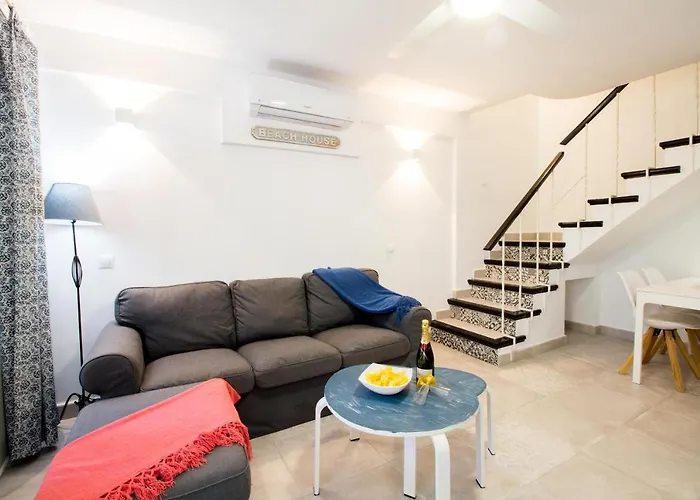 Perfectly Located Beachside Apartment In Elviria Marbella