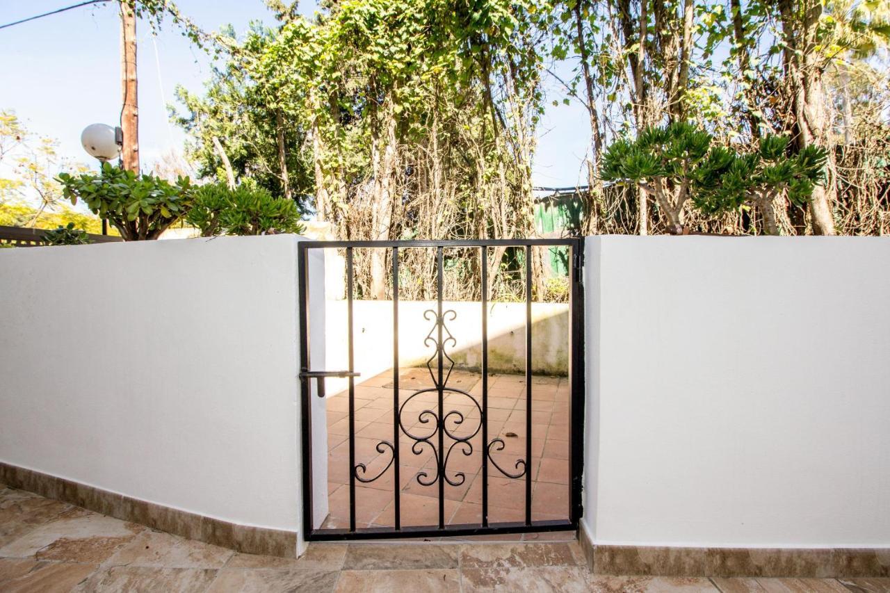 Perfectly Located Beachside In Elviria * Marbella