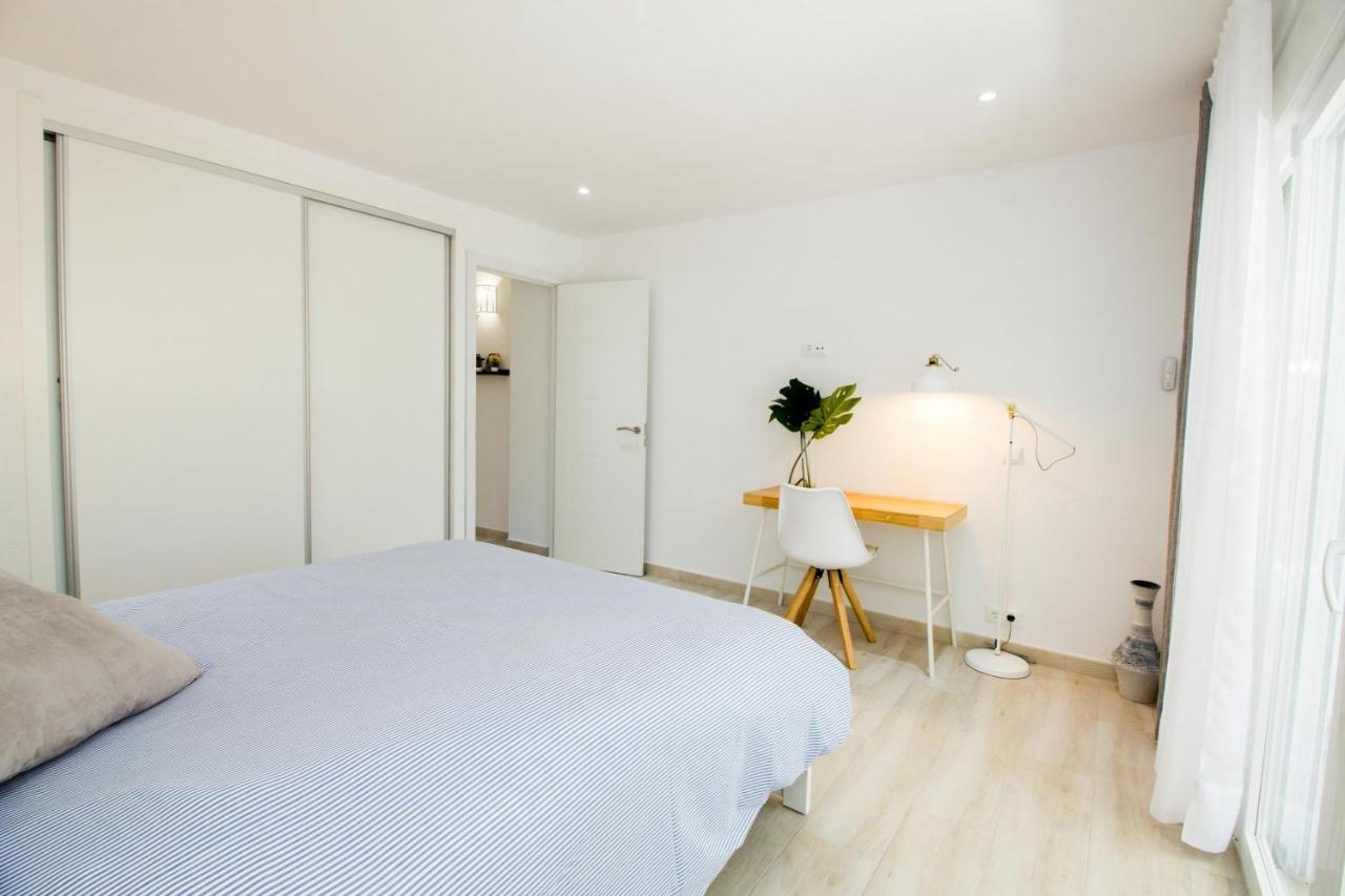 Apartment Perfectly Located Beachside In Elviria