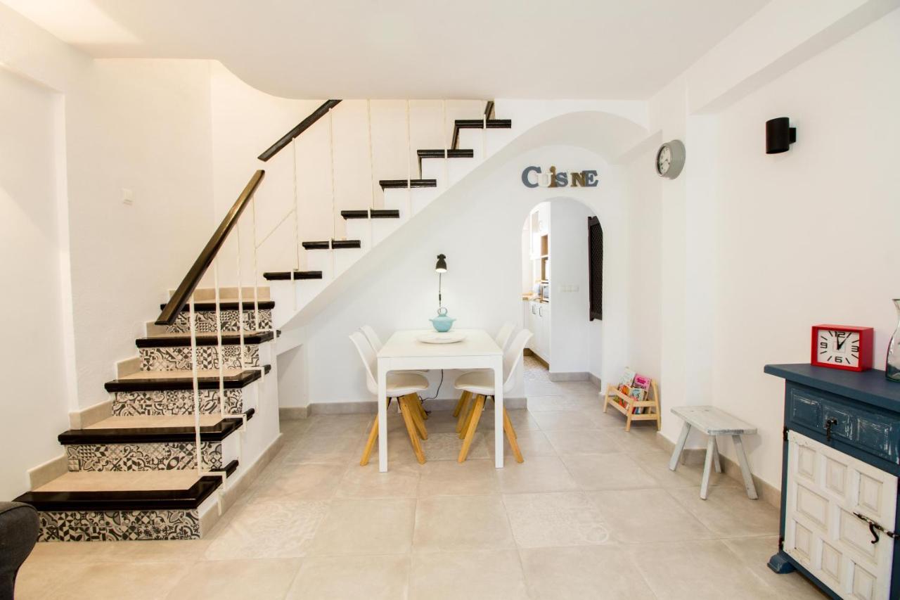 Apartment Perfectly Located Beachside In Elviria Marbella