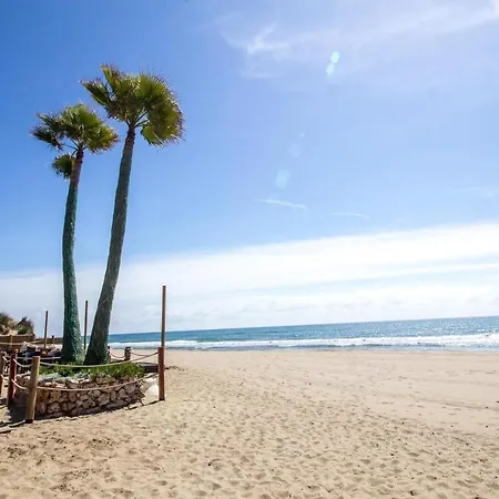 Perfectly Located Beachside Apartment In Elviria Marbella Exterior photo