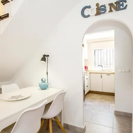 Perfectly Located Beachside Apartment In Elviria Marbella Exterior photo