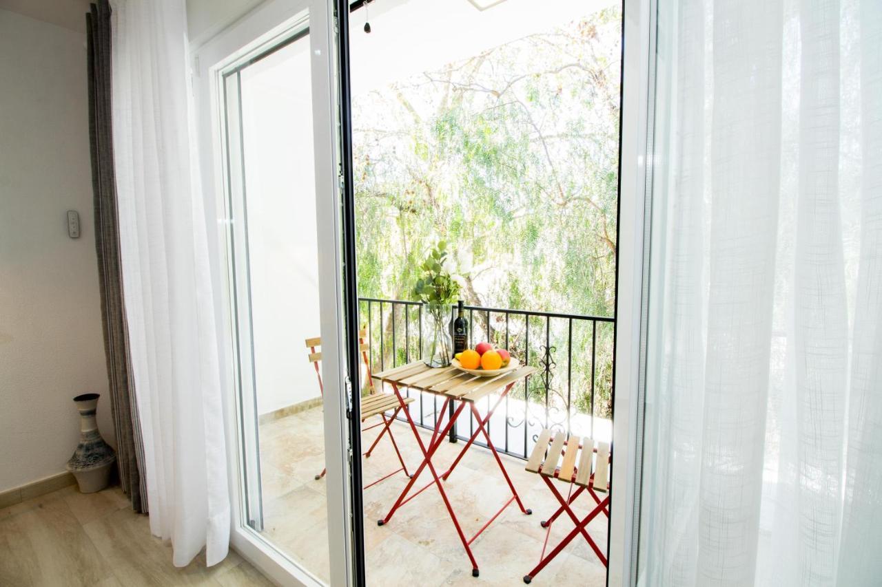 Perfectly Located Beachside In Elviria Marbella